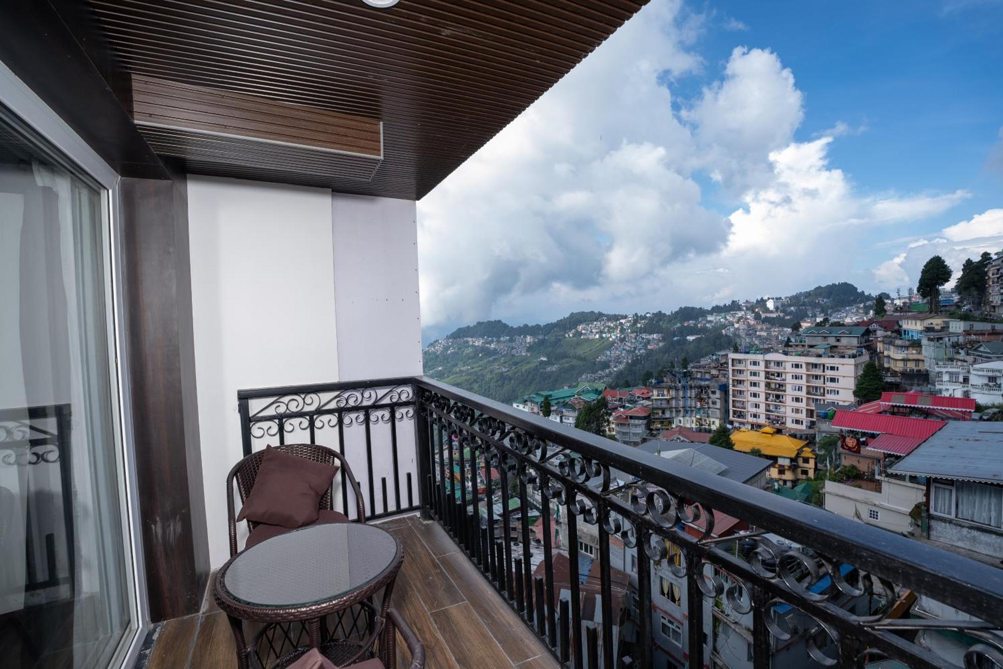 The West Gate Posada By Summit Darjeeling  Exterior foto